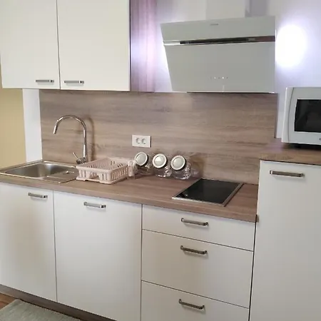 Apartment F&t